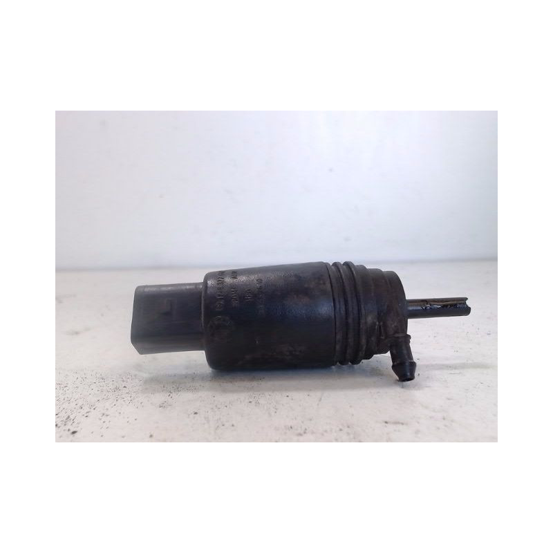 POMPE LAVE-GLACE AVANT B.M.W. SERIE 1