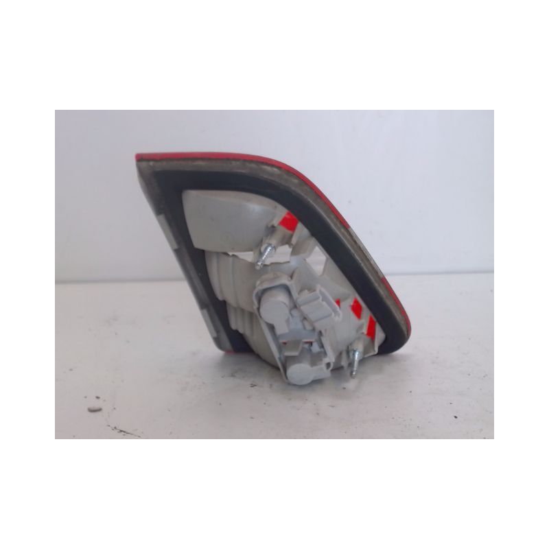 FEU ARRIERE INTERIEUR DROIT MERCEDES CLASSE B 05-08