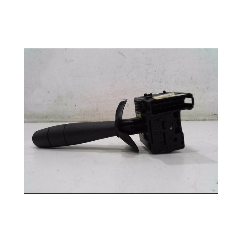 COMMANDE ESSUIE GLACE DACIA LOGAN 4 P 05-08