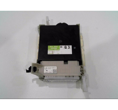 PLATINE FUSIBLE HABITACLE