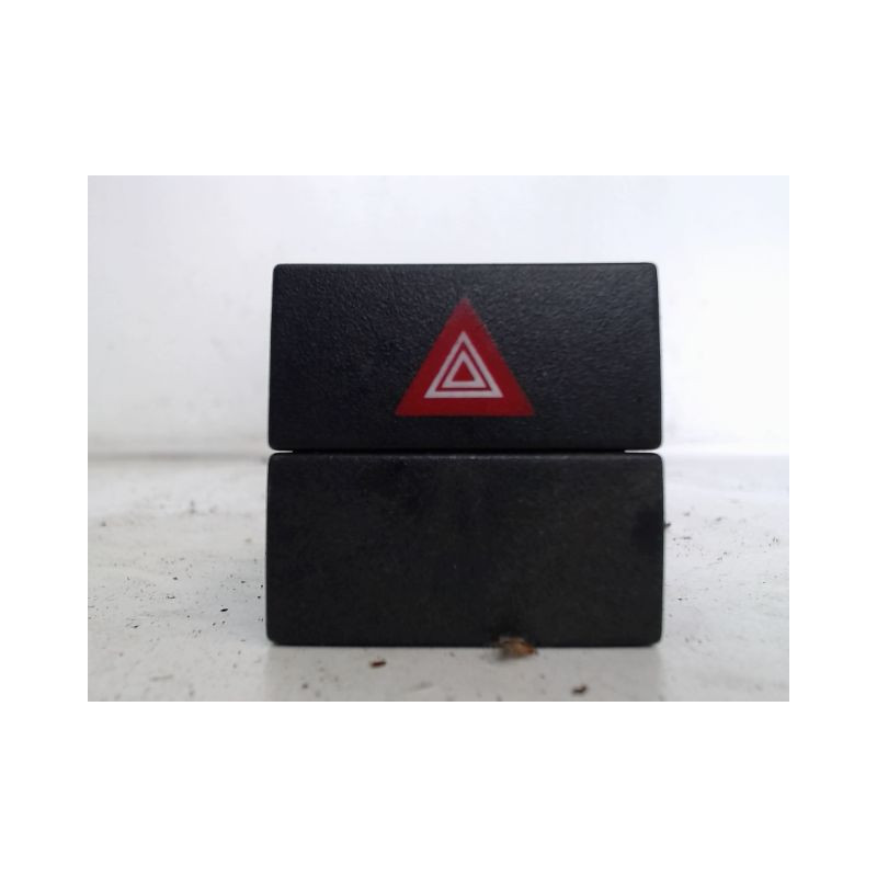 BOUTON DE WARNING OPEL MERIVA