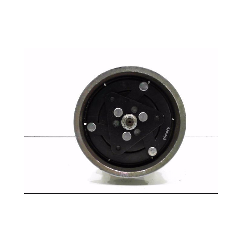 COMPRESSEUR AIR CONDITIONNE RENAULT CLIO III 2009-