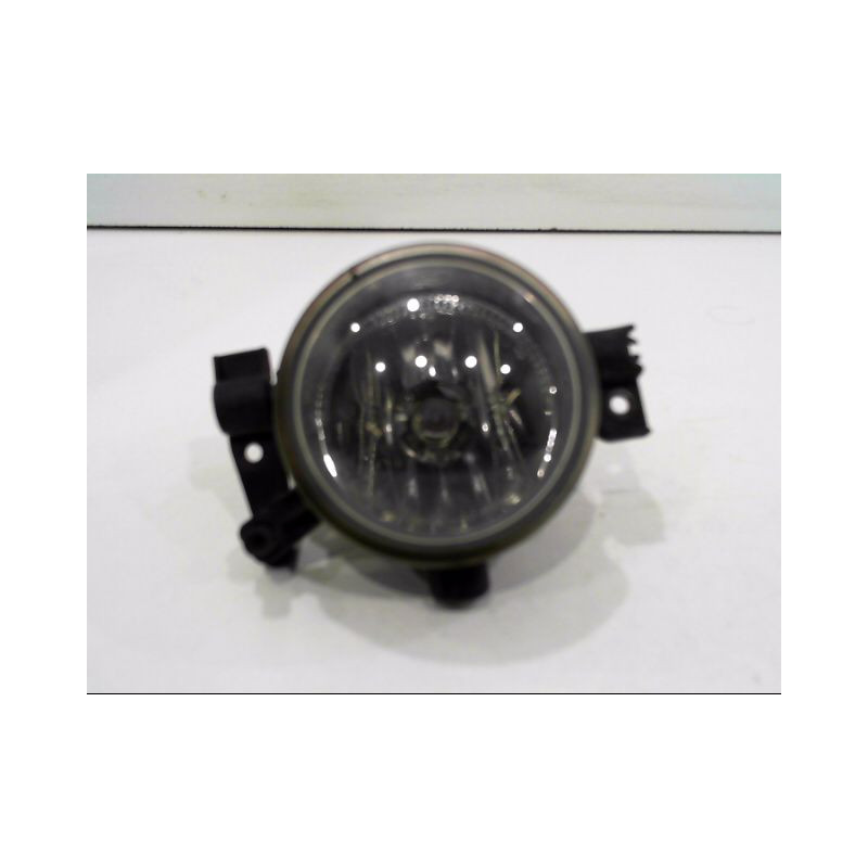 PHARE ANTIBROUILLARD AVANT DROIT FORD FOCUS