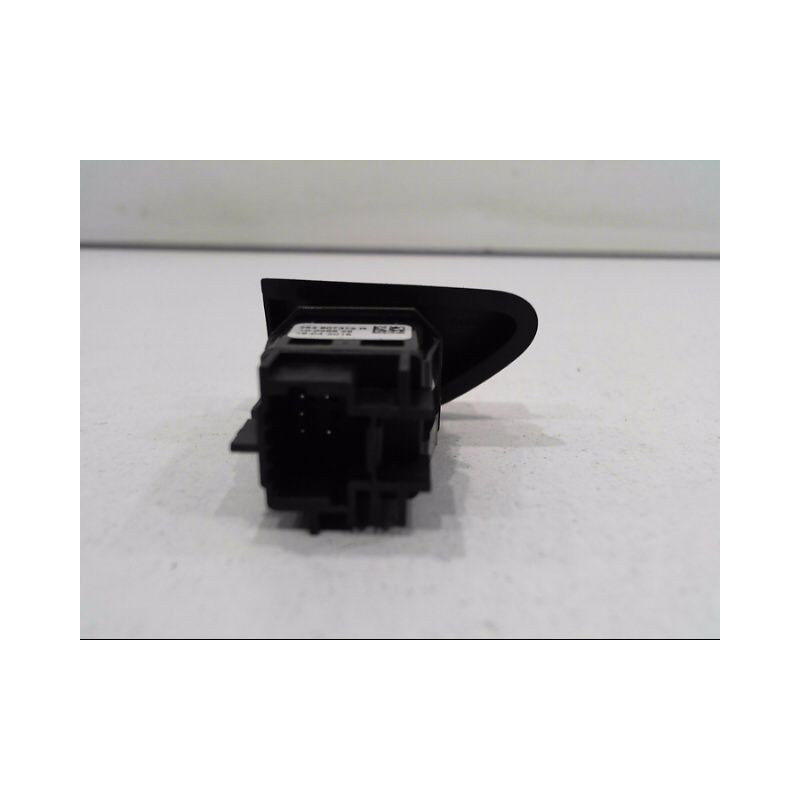 BOUTON DE WARNING RENAULT CLIO