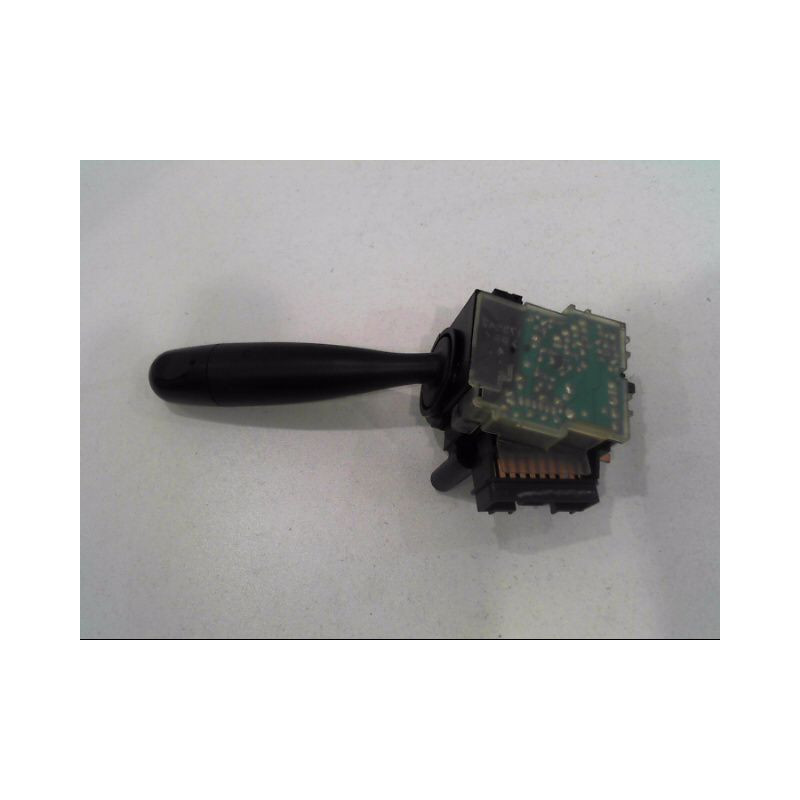 COMMANDE ESSUIE GLACE TOYOTA YARIS