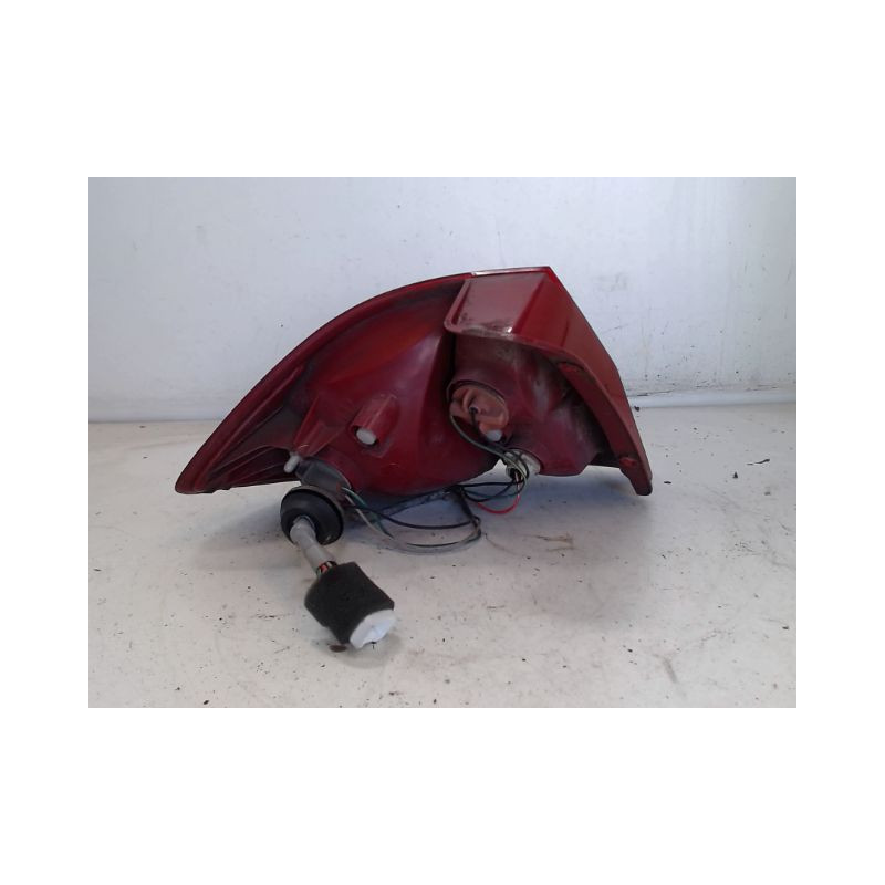 FEU ARRIERE DROIT HYUNDAI GETZ