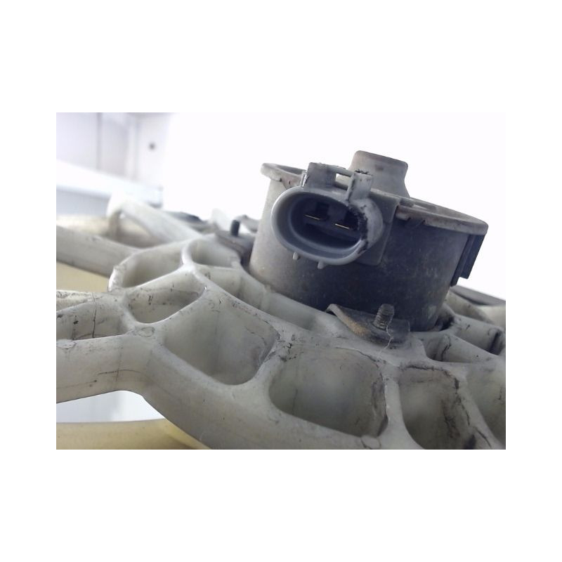 MOTEUR VENTILATEUR RADIATEUR TOYOTA YARIS