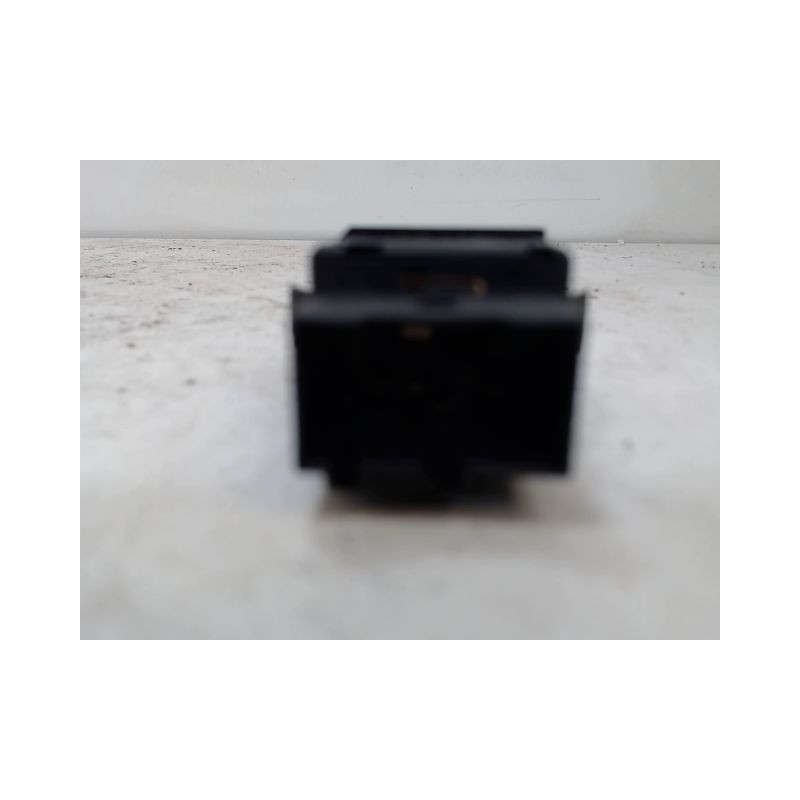 BOUTON DE WARNING VOLKSWAGEN POLO