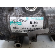 COMPRESSEUR AIR CONDITIONNE FORD FIESTA