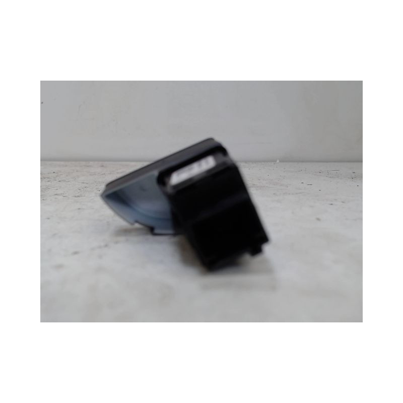 BOUTON DE WARNING CITROEN C5