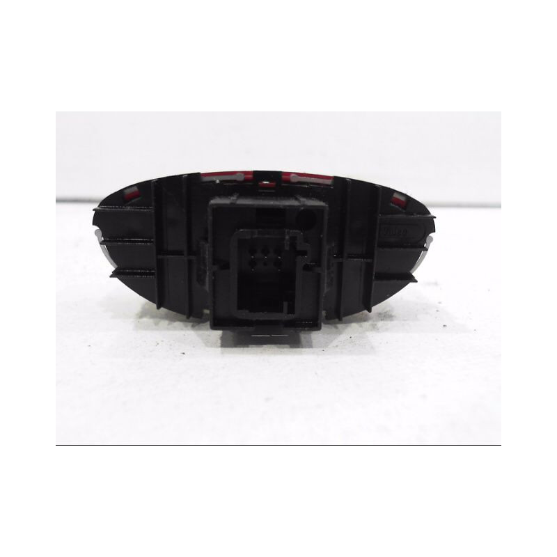 BOUTON DE WARNING PEUGEOT 206