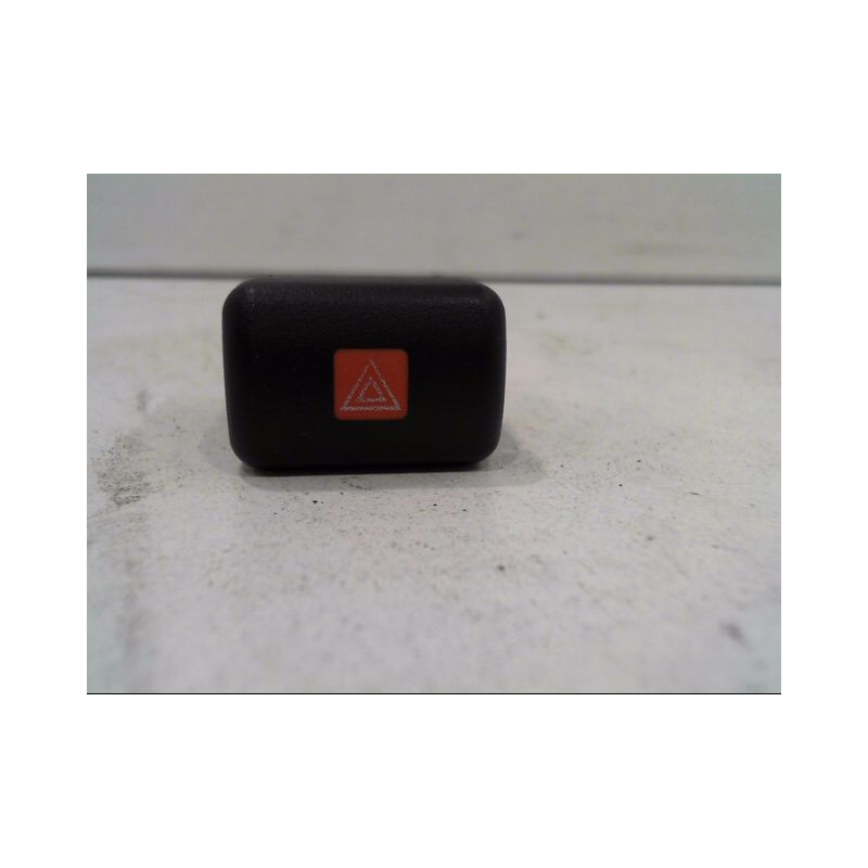 BOUTON DE WARNING OPEL ZAFIRA