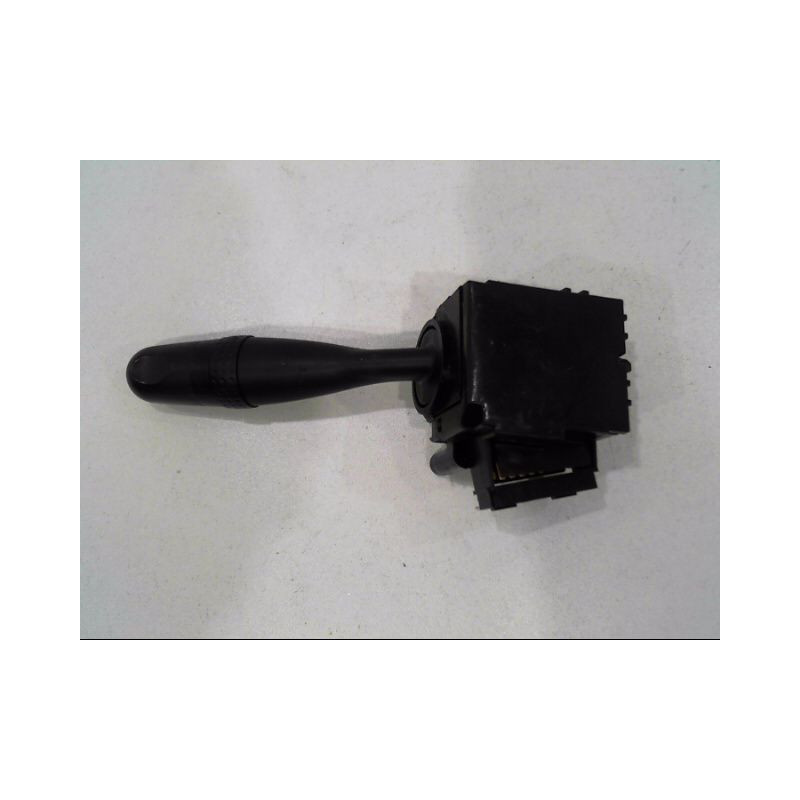 COMMANDE ESSUIE GLACE SUZUKI SWIFT