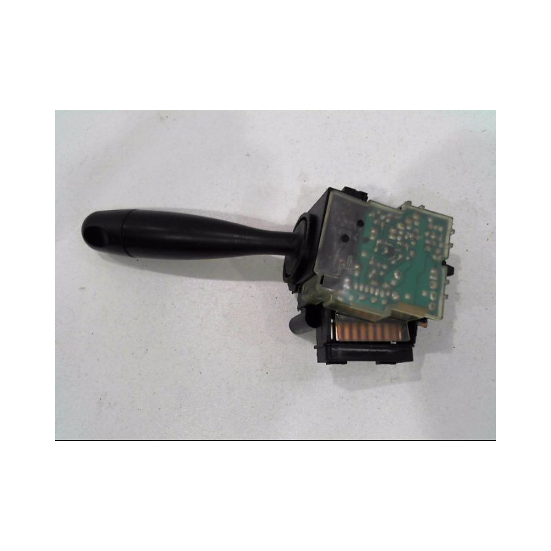COMMANDE ESSUIE GLACE TOYOTA YARIS