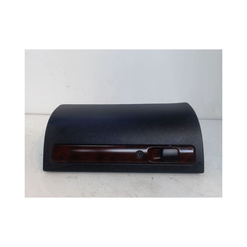 BOITE A GANTS CITROEN XANTIA