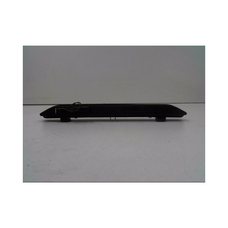 FEUX STOP SUPPLEMENTAIRE OPEL ZAFIRA
