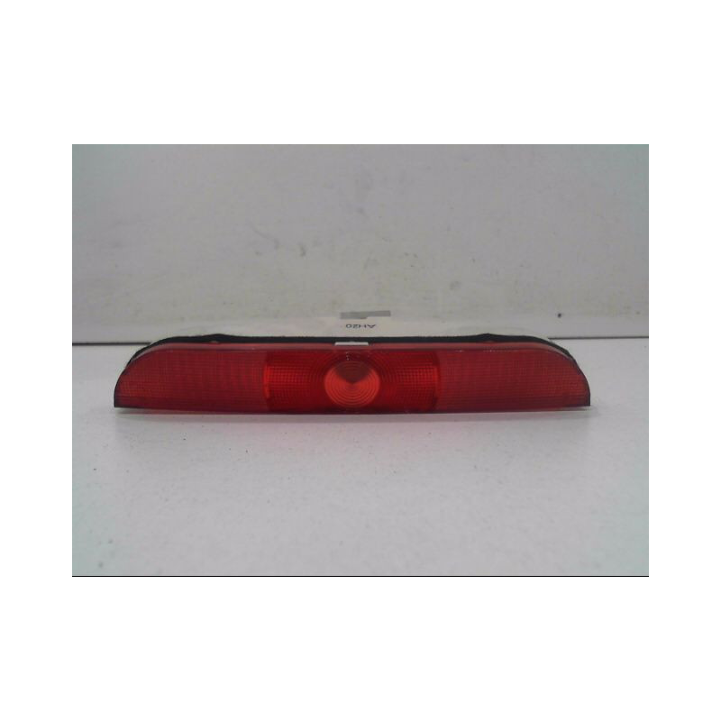 FEUX STOP SUPPLEMENTAIRE MAZDA 3