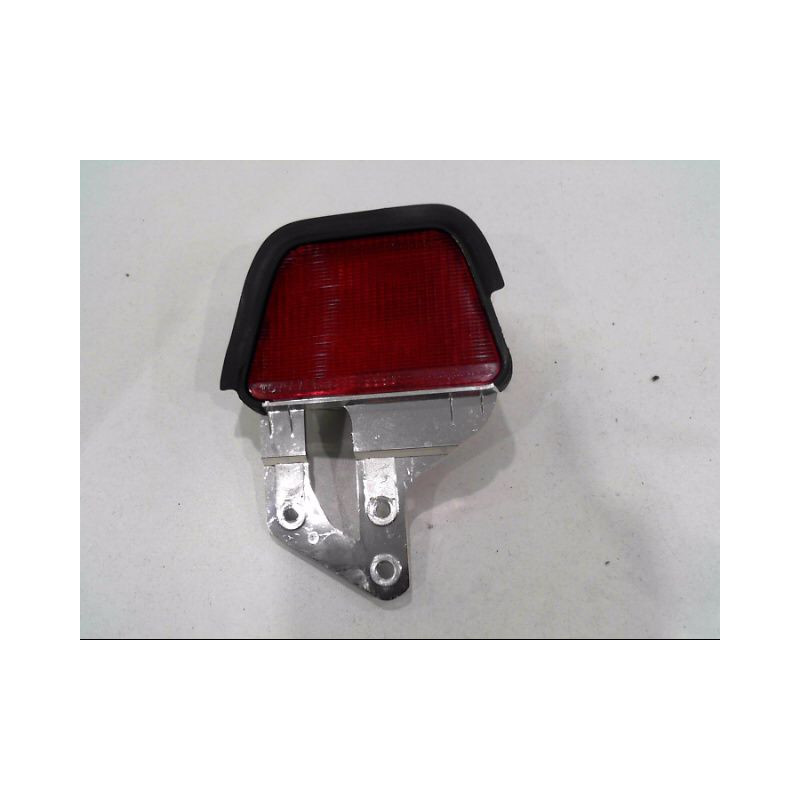FEUX STOP SUPPLEMENTAIRE TOYOTA AVENSIS