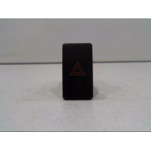 BOUTON DE WARNING TOYOTA AVENSIS