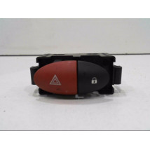 BOUTON DE WARNING RENAULT TWINGO