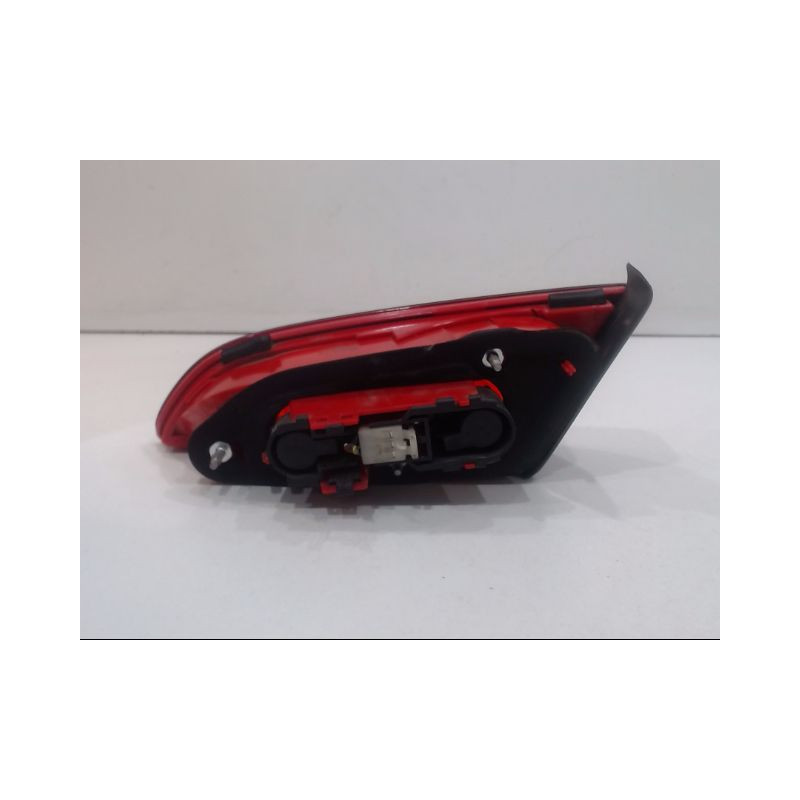 FEU ARRIERE INTERIEUR GAUCHE ALFA ROMEO 159
