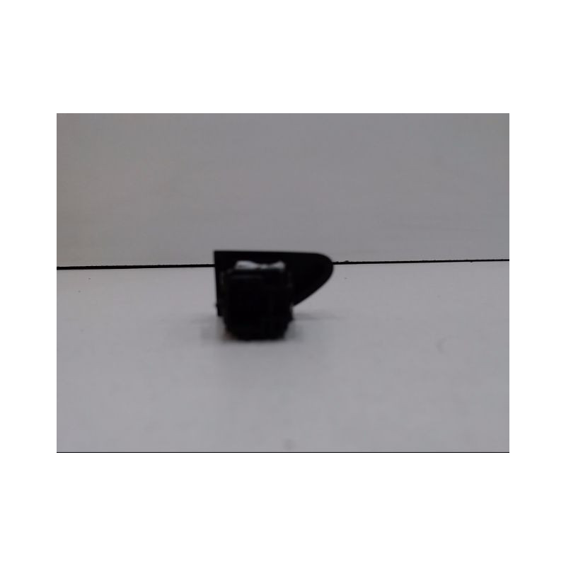 BOUTON DE WARNING RENAULT CLIO