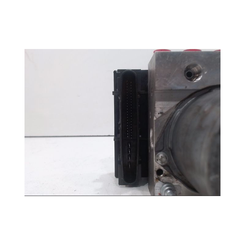 UNITE HYDRAULIQUE ABS TOYOTA AVENSIS