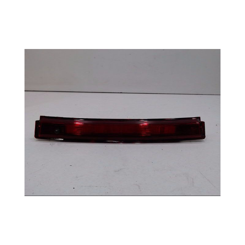 FEUX STOP SUPPLEMENTAIRE RENAULT CLIO