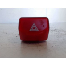 BOUTON DE WARNING NISSAN MICRA