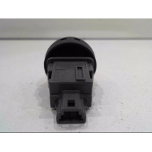 BOUTON DE WARNING TOYOTA RAV4
