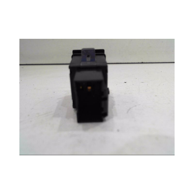 BOUTON DE WARNING VOLKSWAGEN POLO