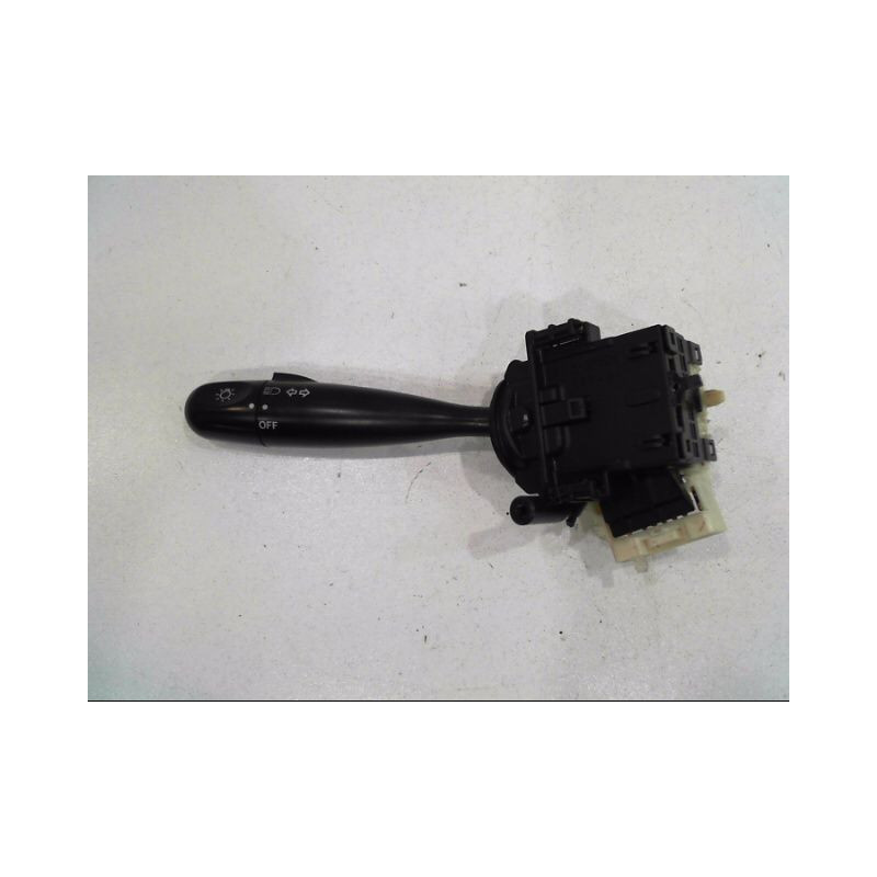 COMMANDE CLIGNOTANT TOYOTA YARIS
