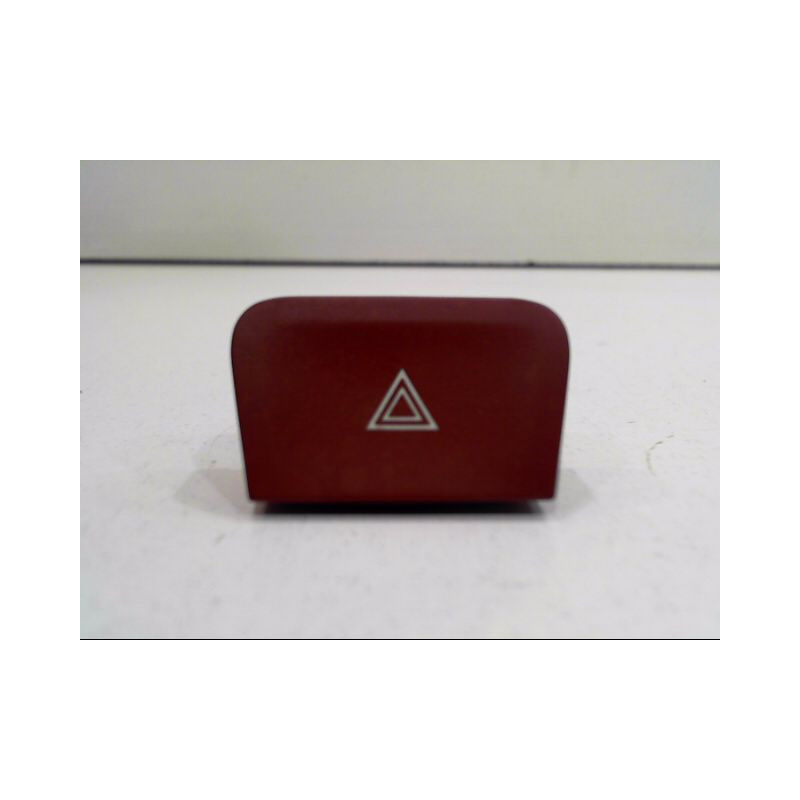 BOUTON DE WARNING CITROEN C4