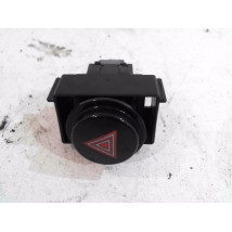 BOUTON DE WARNING TOYOTA AURIS