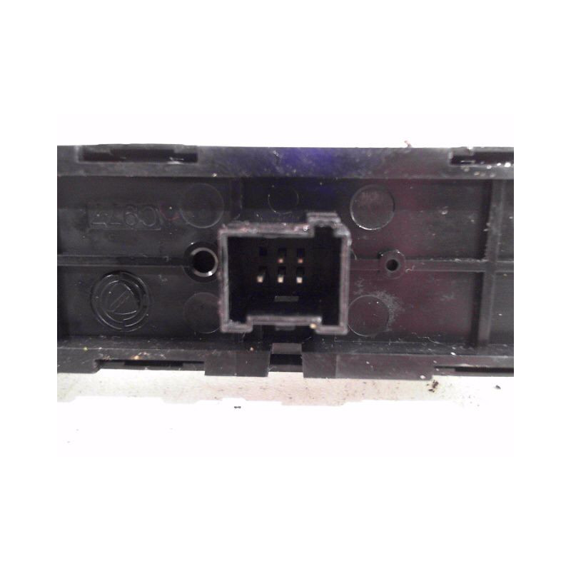 BOUTON DE WARNING FIAT 500