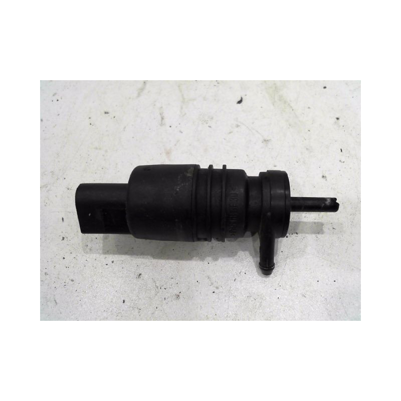 POMPE LAVE-GLACE AVANT B.M.W. SERIE 3