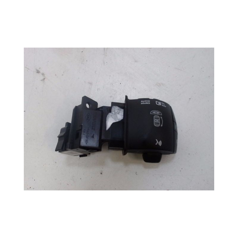 COMMANDE AUTORADIO RENAULT LAGUNA