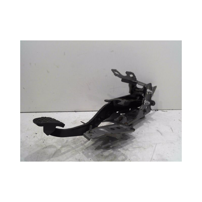 PEDALE DE FREIN MAZDA 2