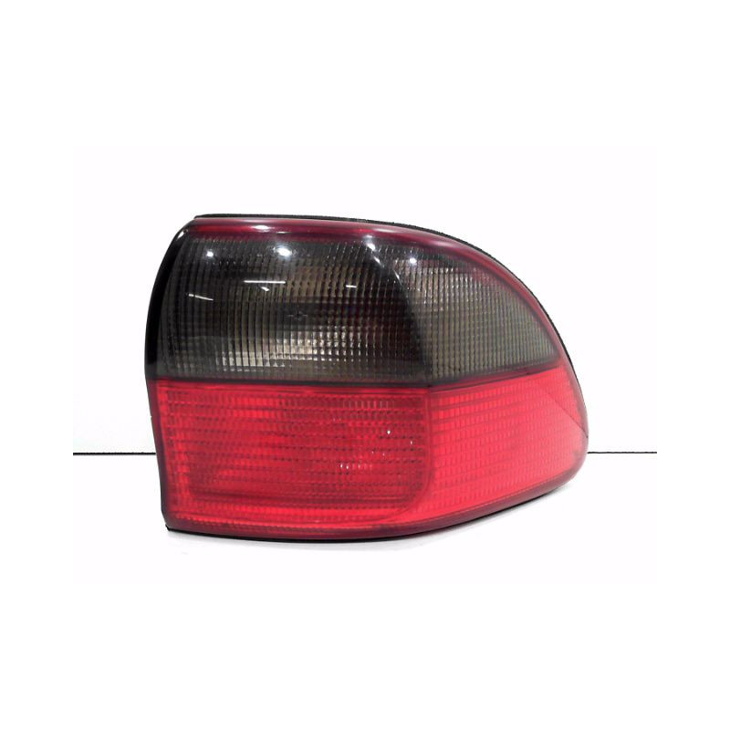 FEU ARRIERE DROIT OPEL OMEGA