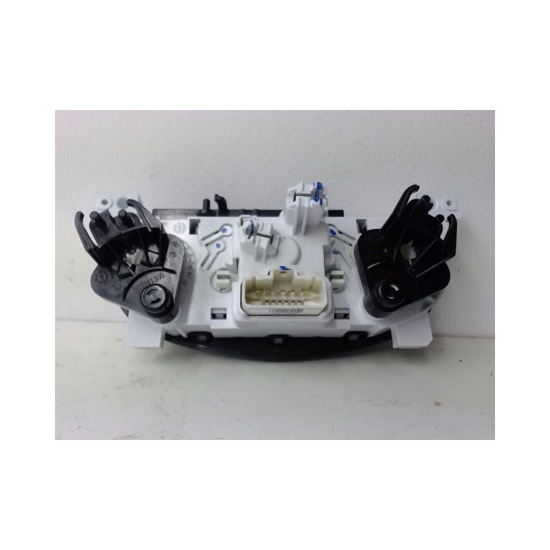 COMMANDE DE CHAUFFAGE DACIA SANDERO