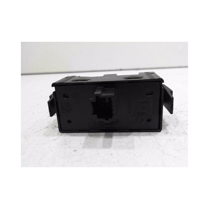 BOUTON DE WARNING DACIA LOGAN