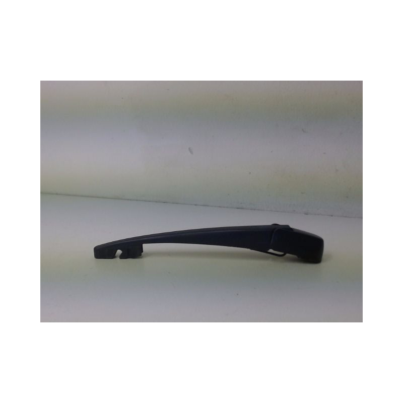 BRAS ESSUIE-GLACE ARRIERE SUZUKI SWIFT