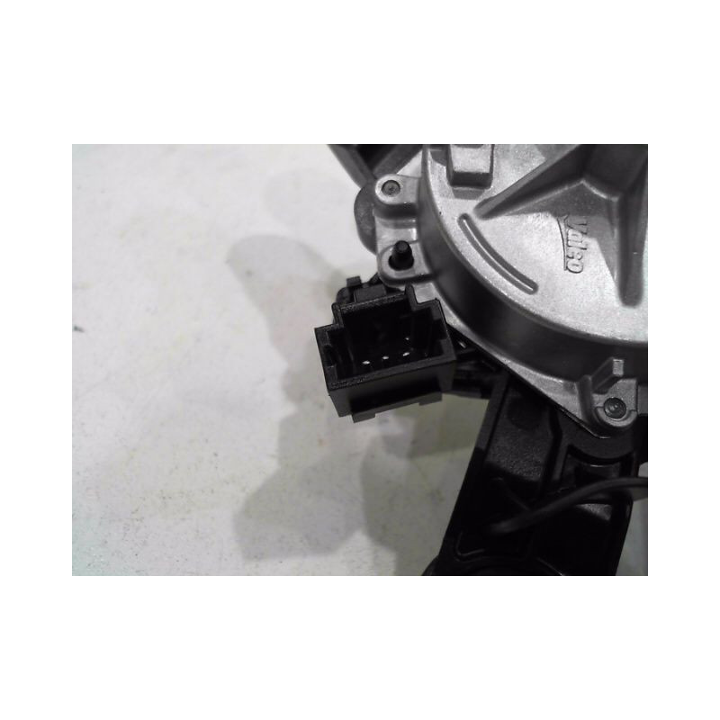 MECANISME ESSUIE-GLACE ARRIERE PEUGEOT 208