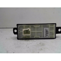 COMMANDE AUTORADIO PEUGEOT 208