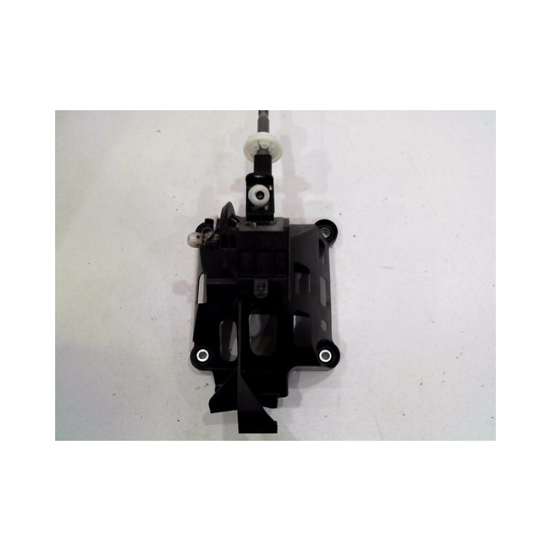 LEVIER DE VITESSES TOYOTA AURIS 1.4 D-4D 