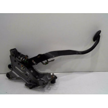 PEDALE EMBRAYAGE TOYOTA AURIS