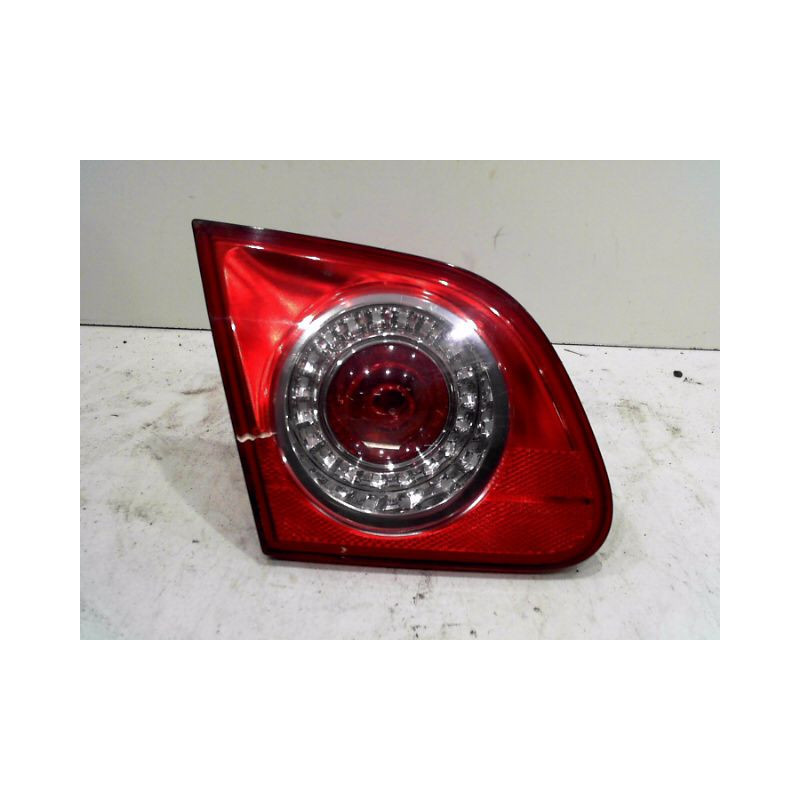 FEU ARRIERE INTERIEUR GAUCHE VOLKSWAGEN PASSAT 2005-