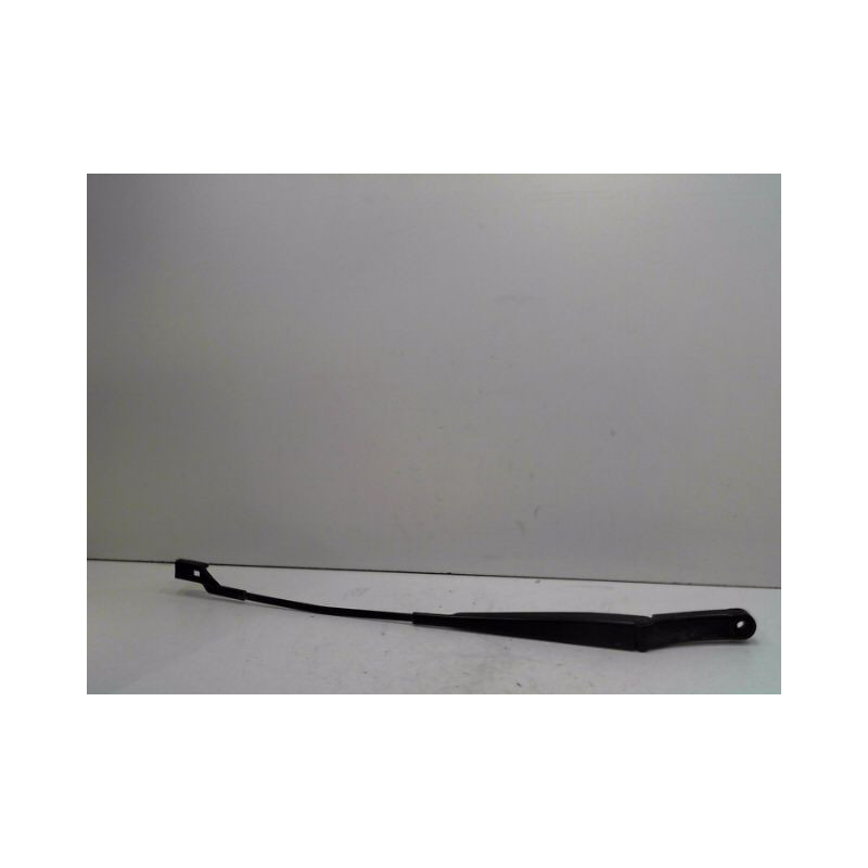 BRAS ESSUIE-GLACE AVANT DROIT VOLKSWAGEN PASSAT 2005-