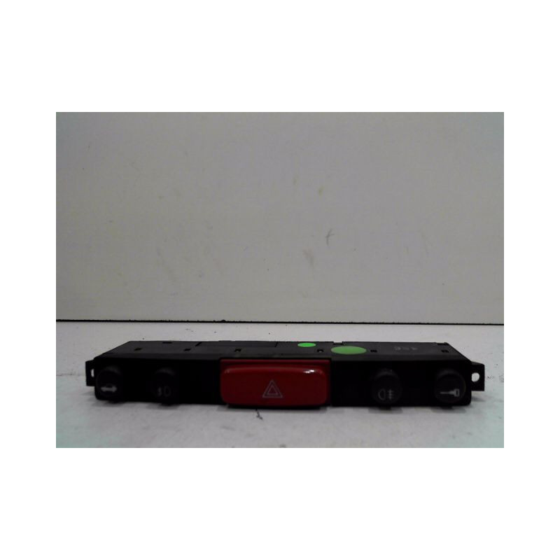 BOUTON DE WARNING ALFA ROMEO 147