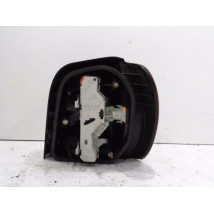FEU ARRIERE GAUCHE  VOLKSWAGEN POLO
